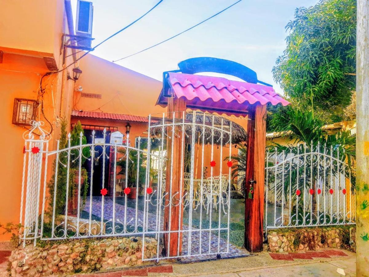 Hostal Solsticio Guajiro Ríohacha Exteriör bild